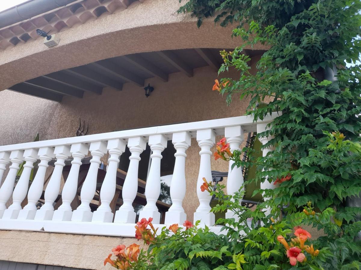 Gites De L'Esquirou Lagorce  Kültér fotó